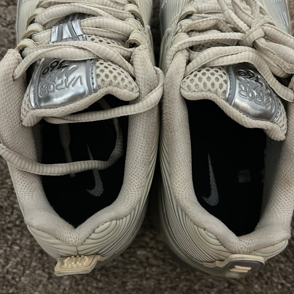 Nike silver reflective vapormax 360 size 5 - Picture 4 of 11